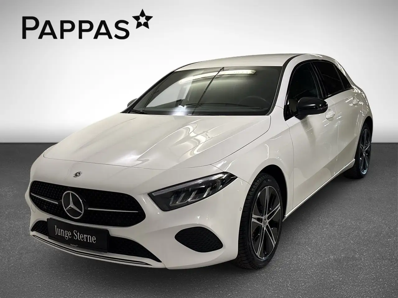 Mercedes-Benz A 250 e Kompaktlimousine mit EQ Hybrid Technologie 2