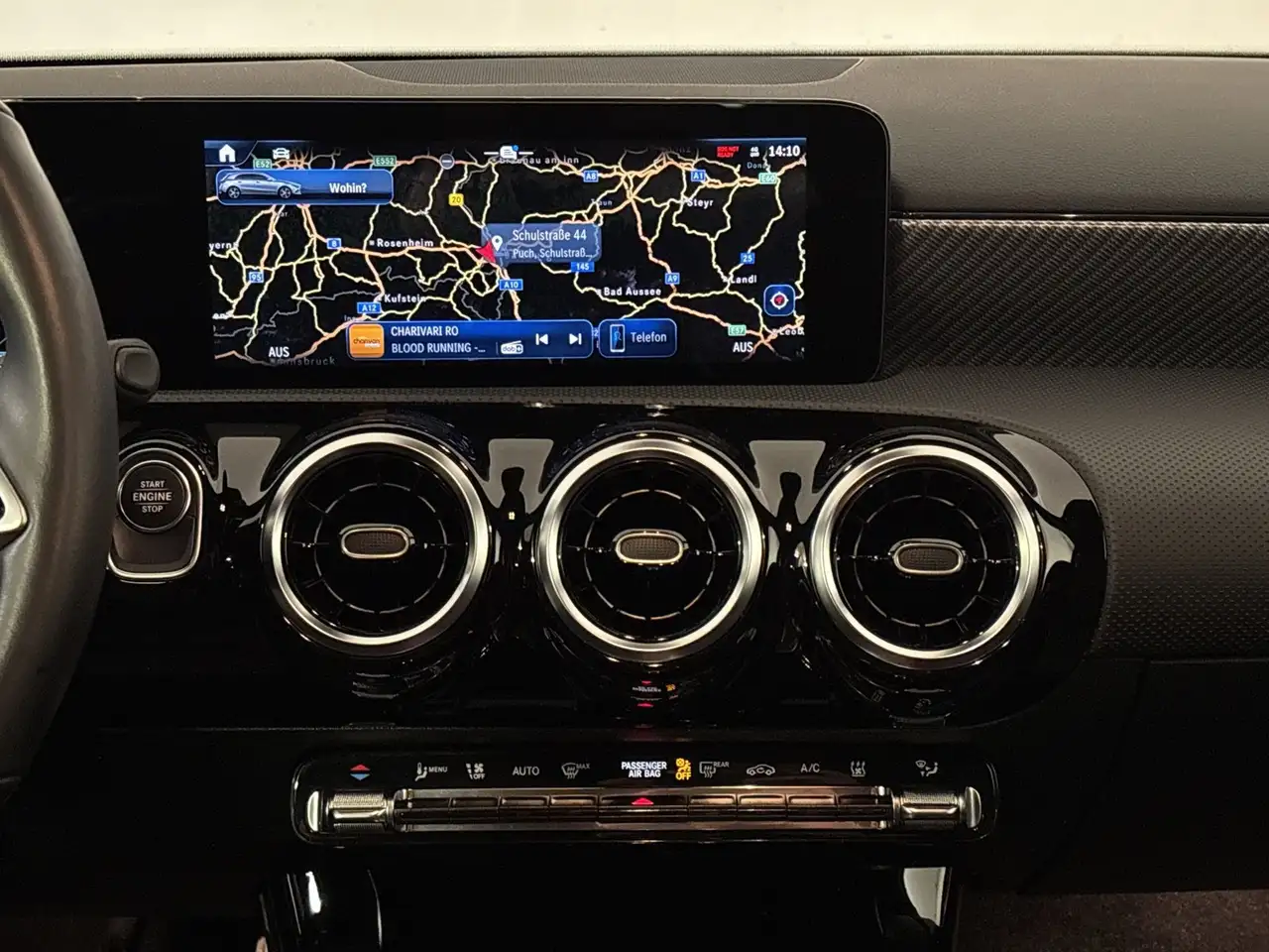 Mercedes-Benz A 250 e Kompaktlimousine mit EQ Hybrid Technologie 10