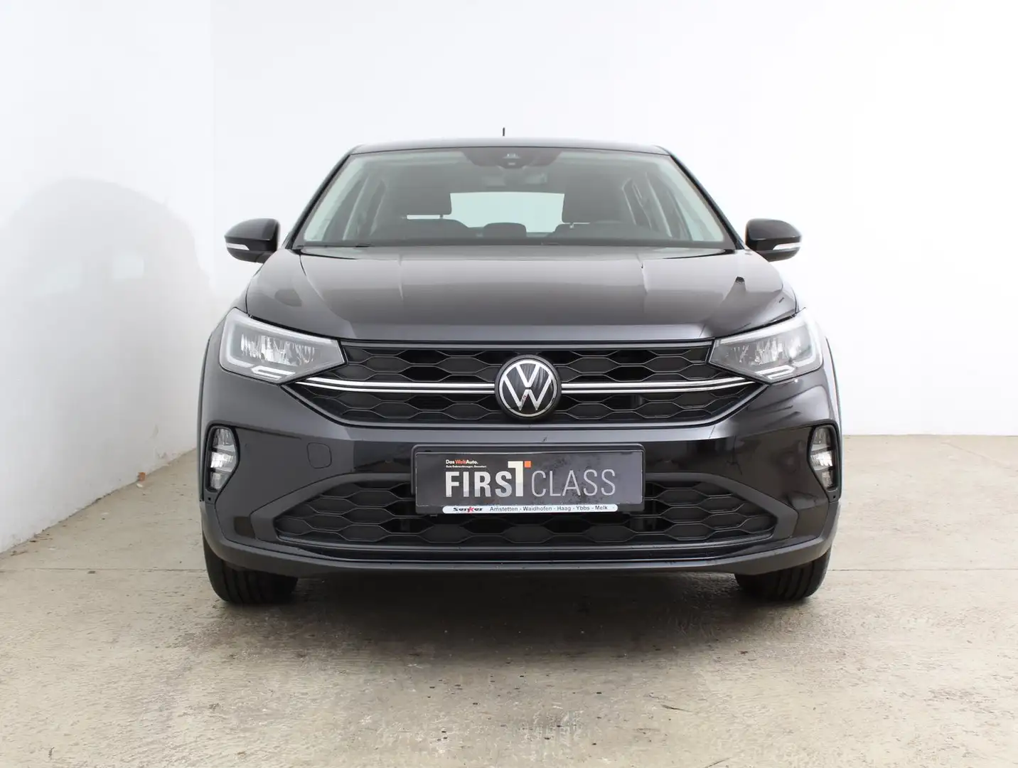 Volkswagen Taigo 4Me TSI Schwarz - 2