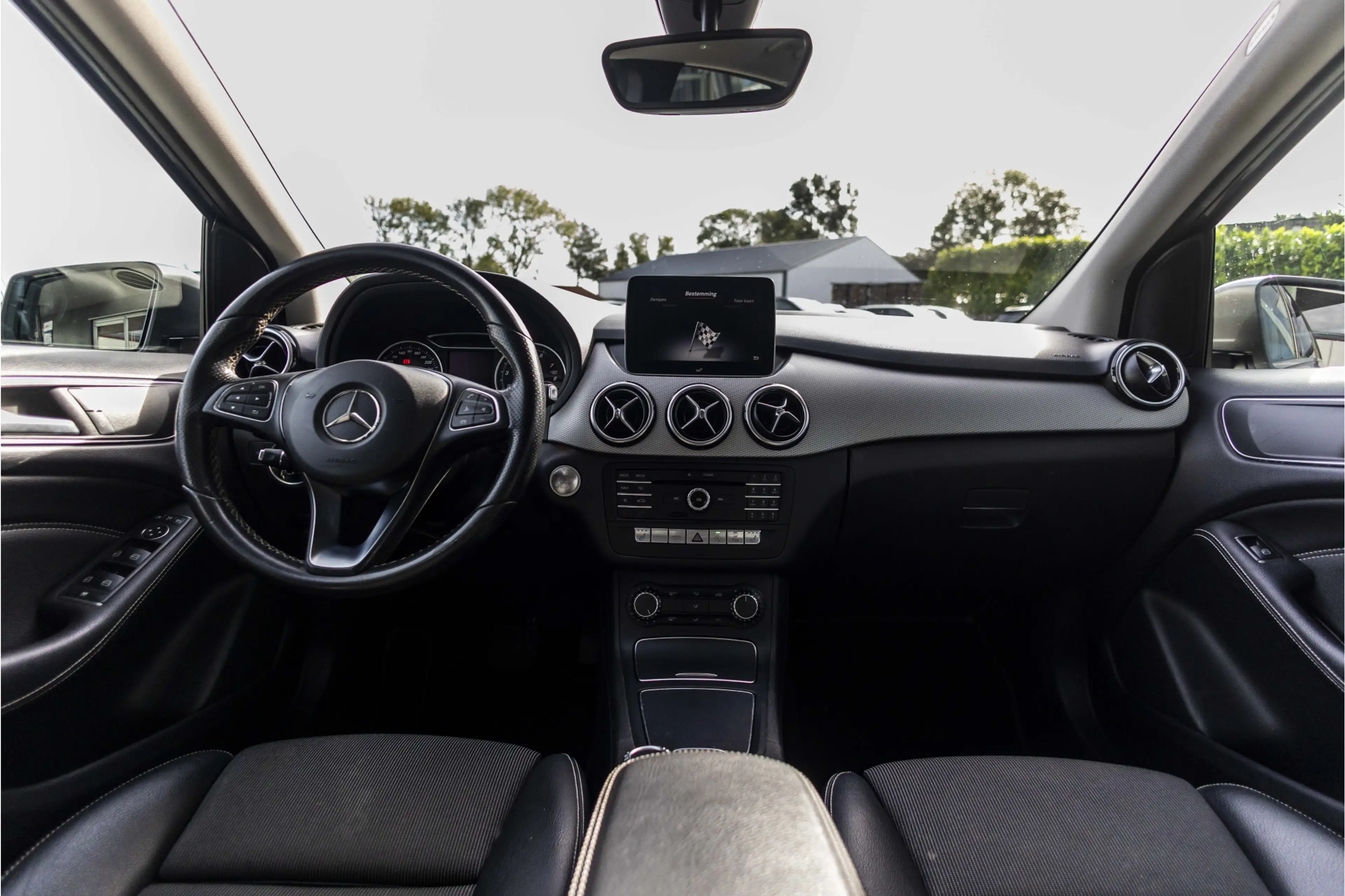 Mercedes-Benz B 200 Ambition | NL auto | Camera | LED — photo 21