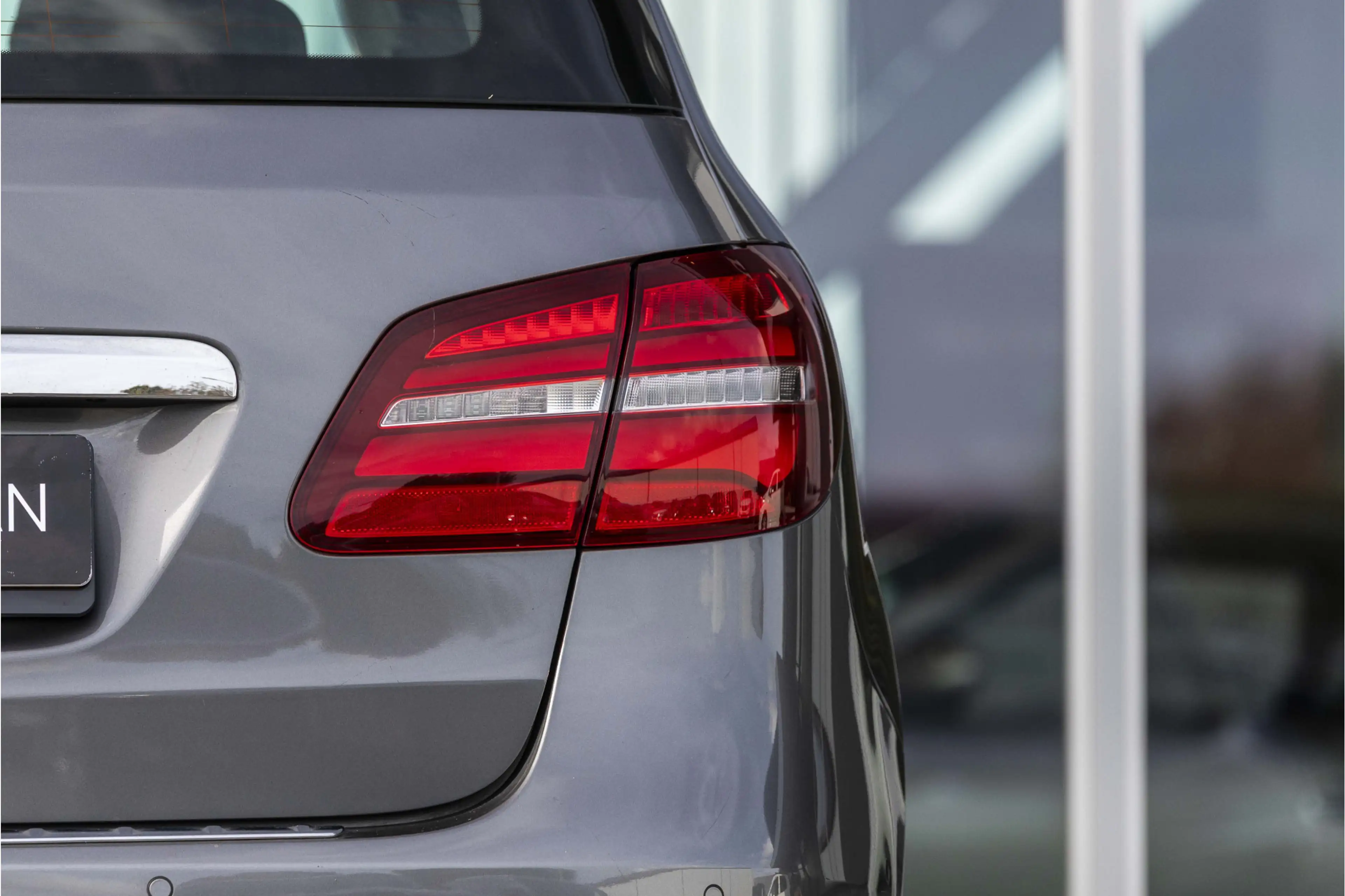 Mercedes-Benz B 200 Ambition | NL auto | Camera | LED — photo 37