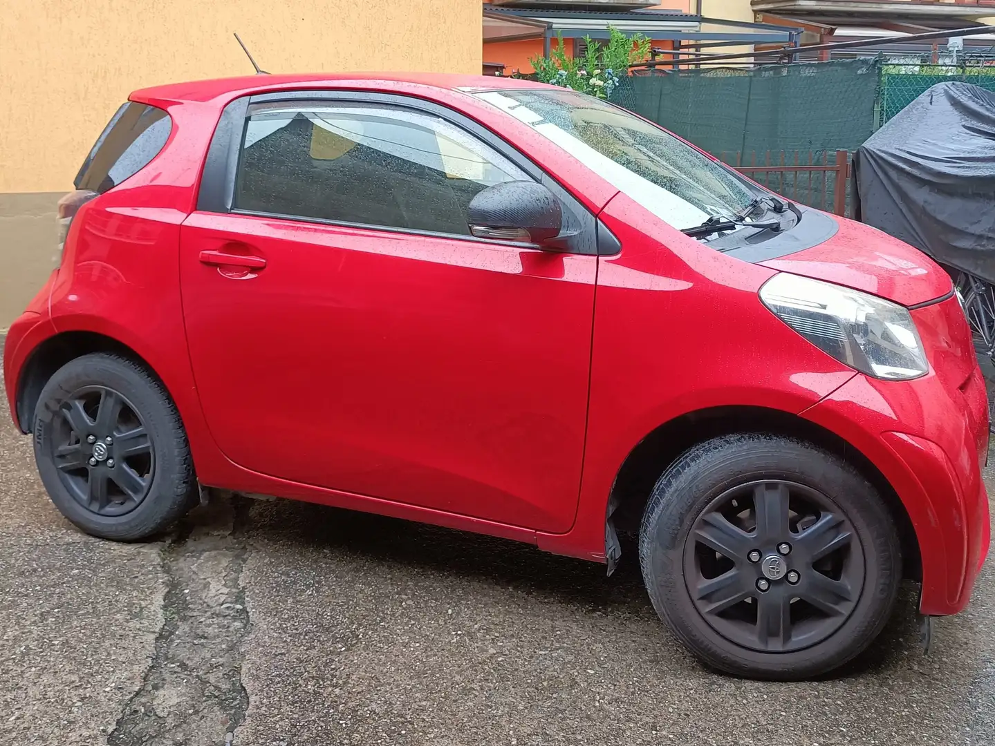 Toyota iQ iQ 1.0 Sol Rosso - 1