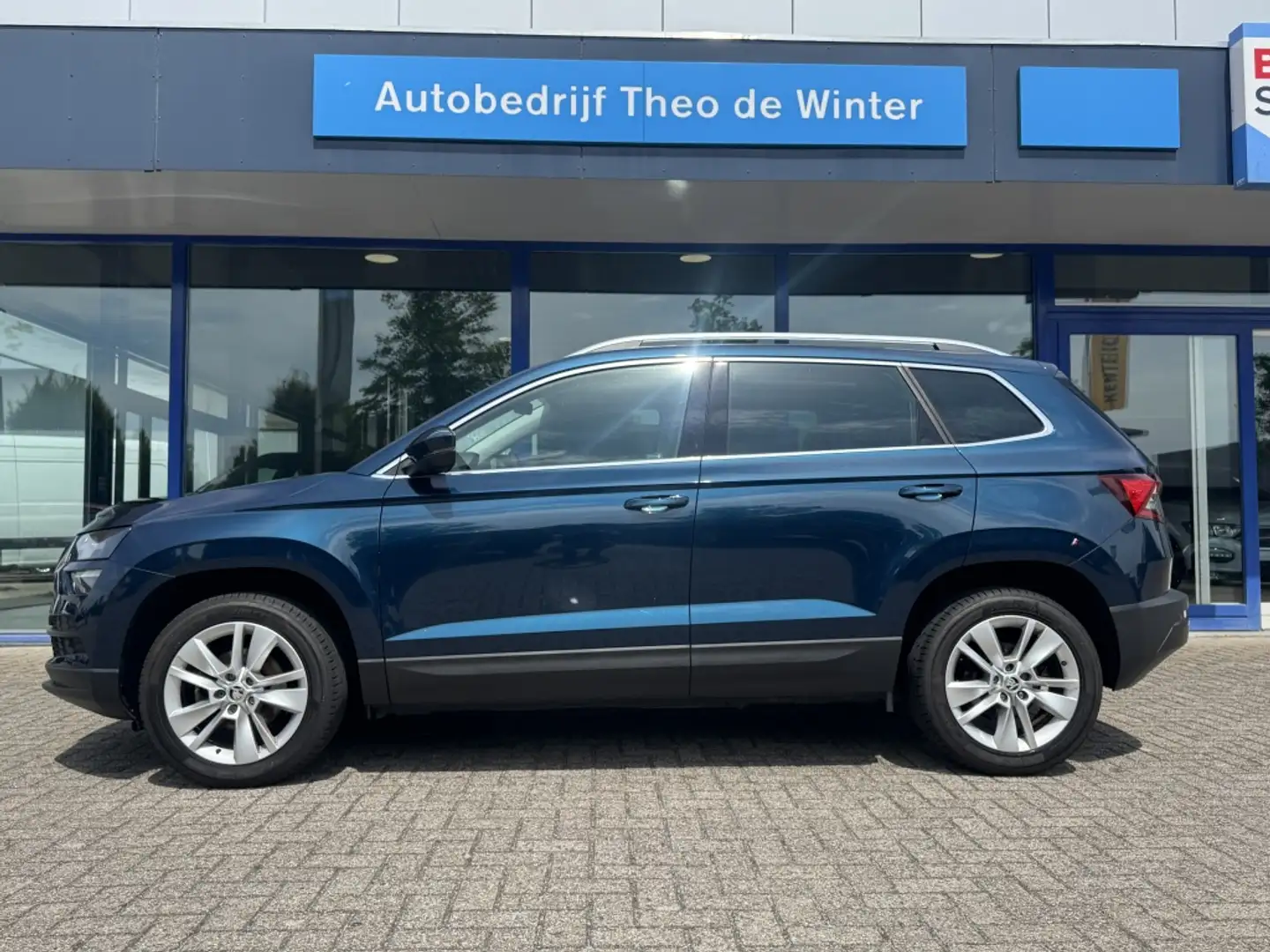 Skoda Karoq 1.5 TSI ACT Ambition Business| Panorama dak, Cruis Azul - 2