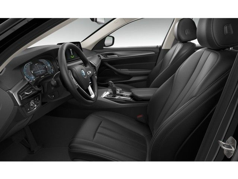 BMW 530 e Touring Aut. Klimaaut. Head-Up Memory vorn — photo 3