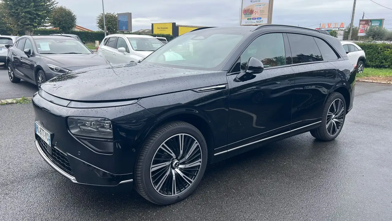 Xpeng G9