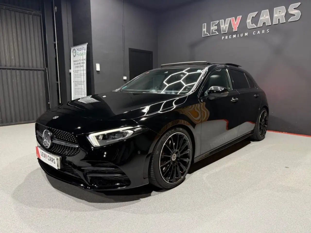Mercedes-Benz A 220