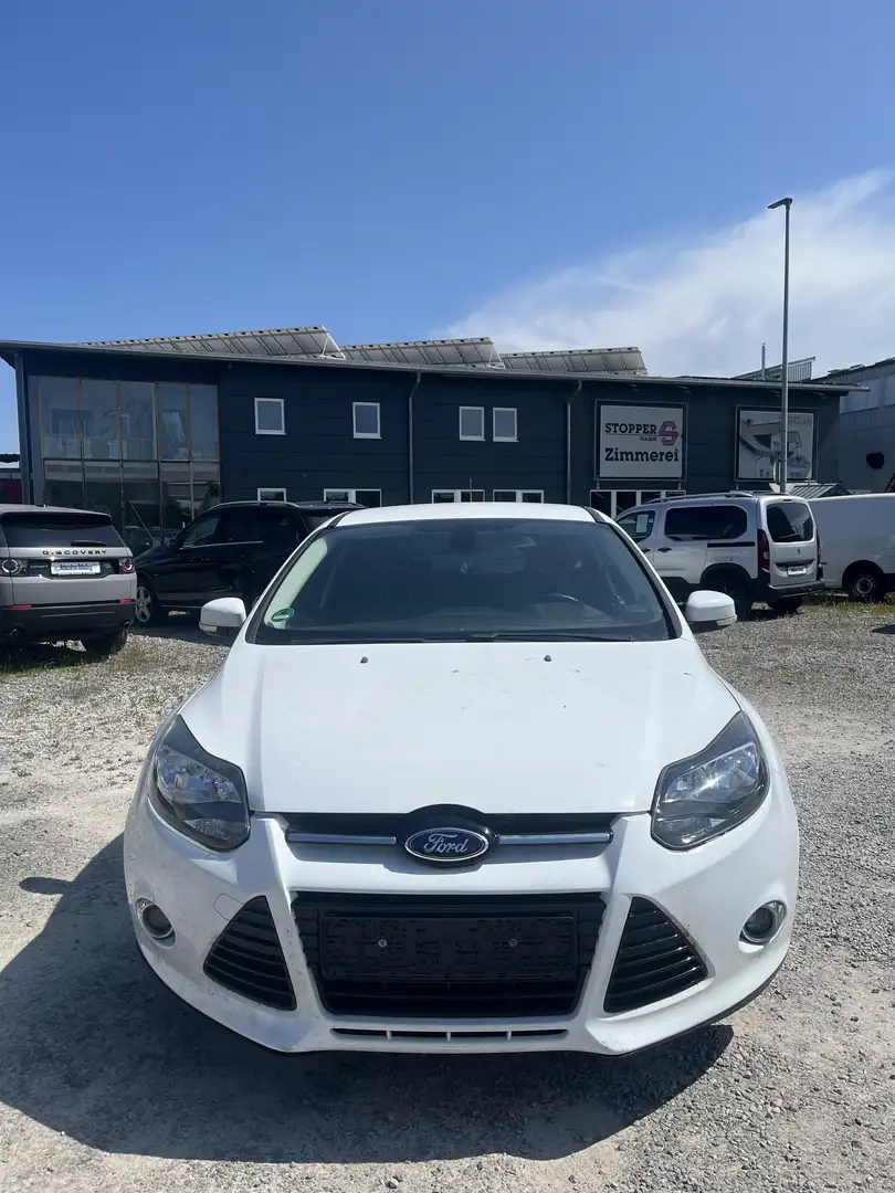 Ford Focus 1.0 EcoBoost Start-Stopp-System Titanium Weiß - 2