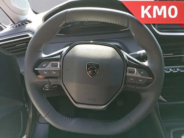 Peugeot 208 view 12