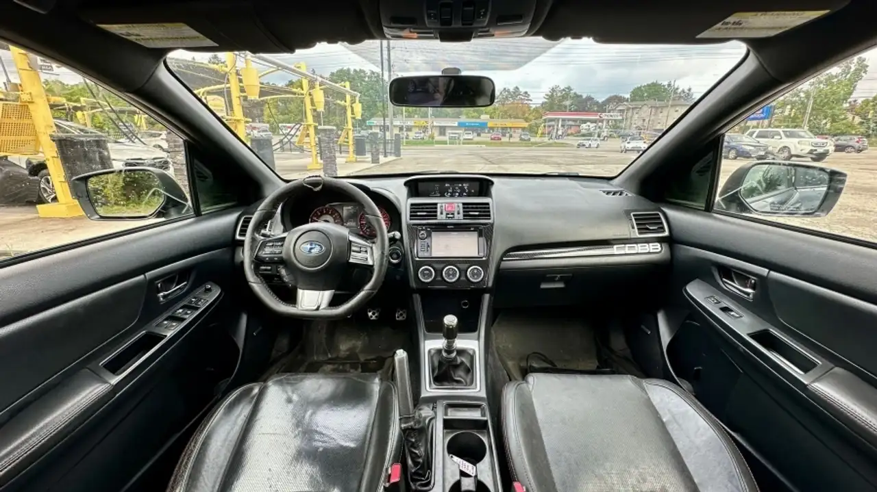 Subaru WRX снимка Subaru WRX