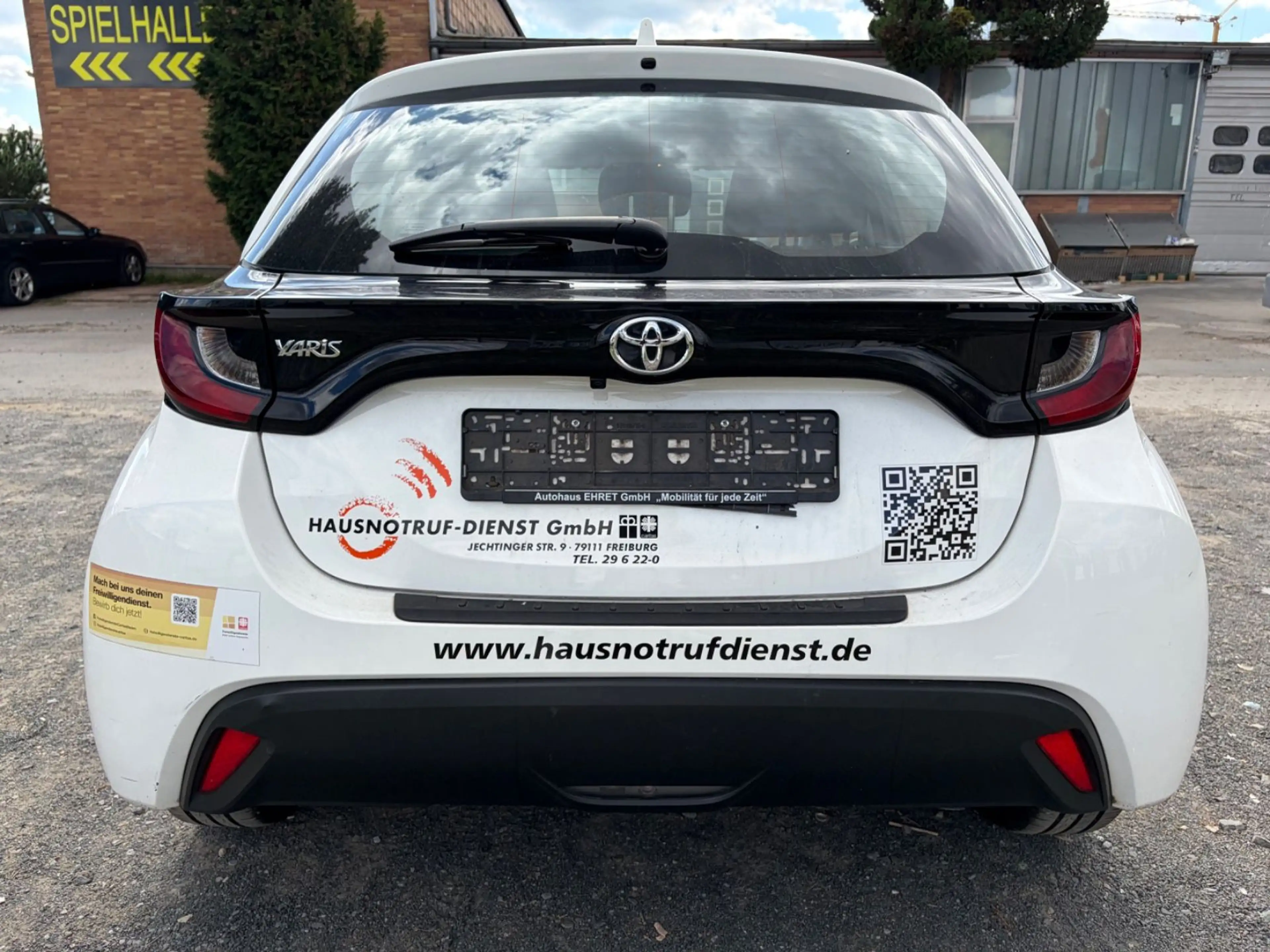 Toyota Yaris 1.0-l-VVT-i Comfort KAMERA AIRCO KLIMA — photo 13