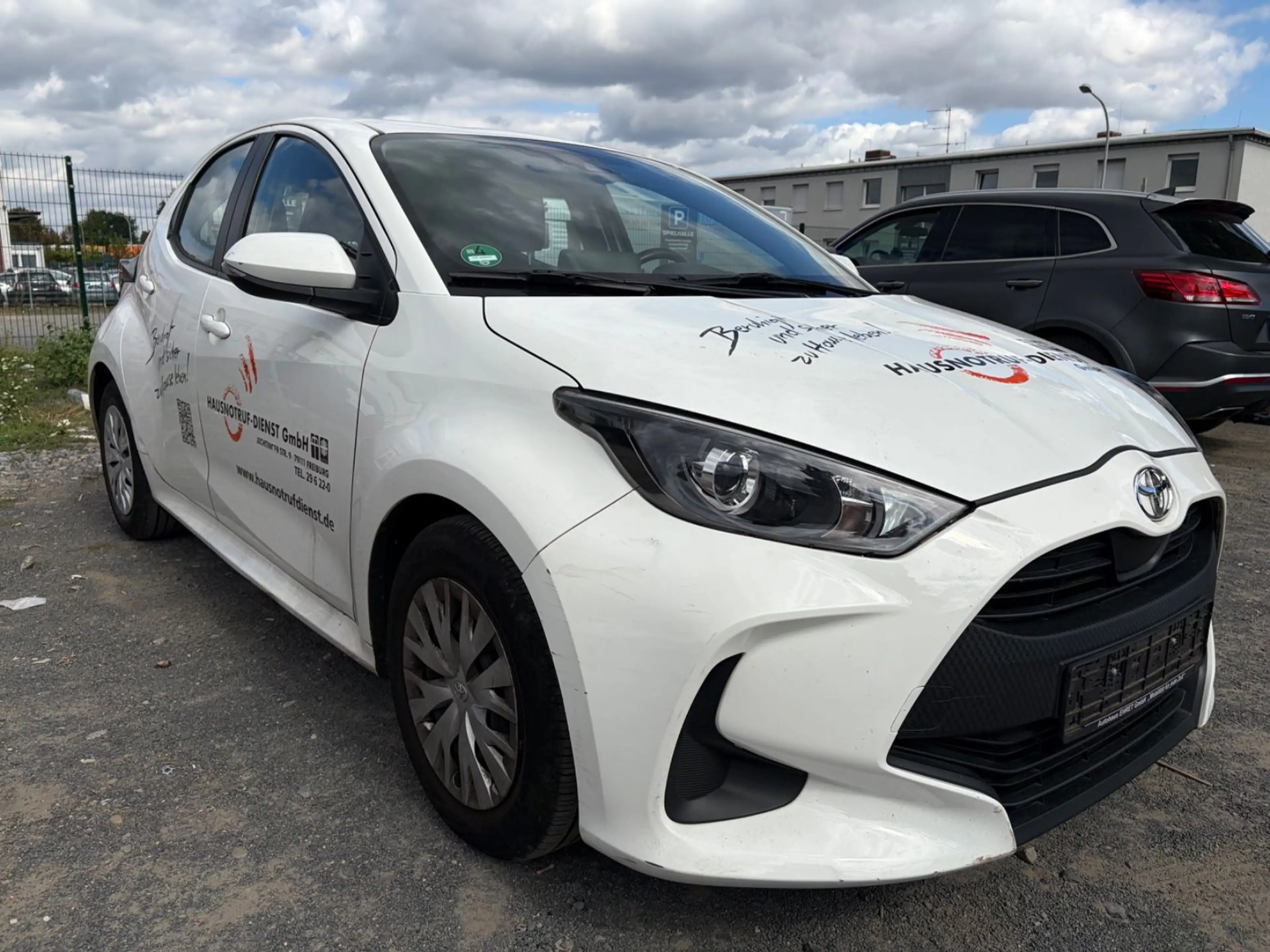 Toyota Yaris 1.0-l-VVT-i Comfort KAMERA AIRCO KLIMA