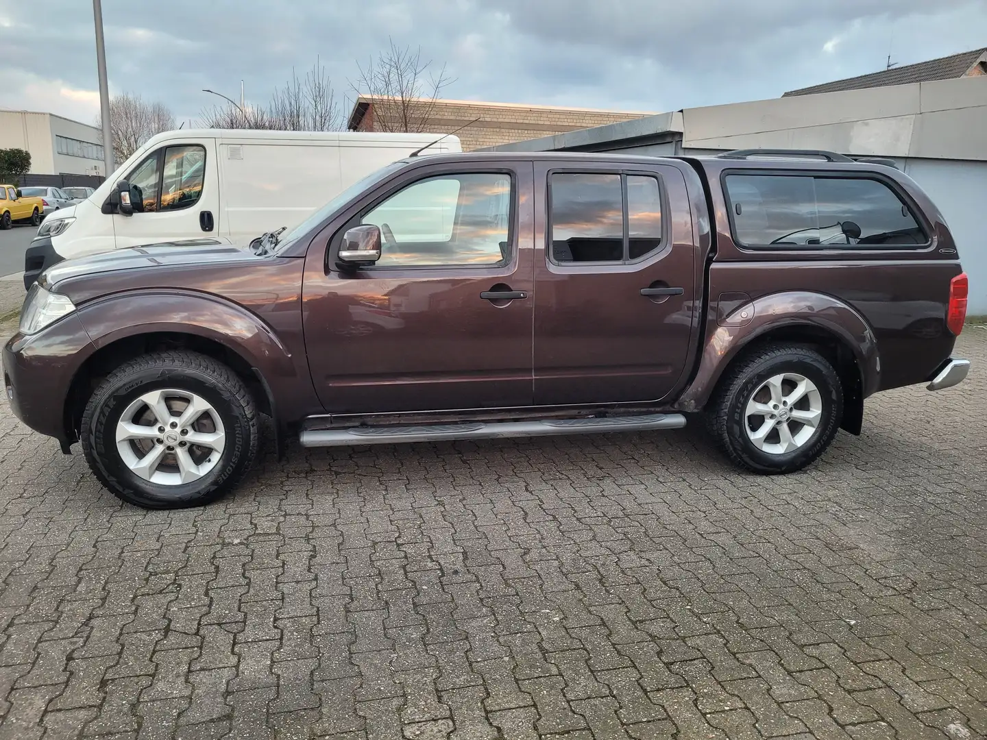 Nissan Navara DPF Autm Grigio - 2