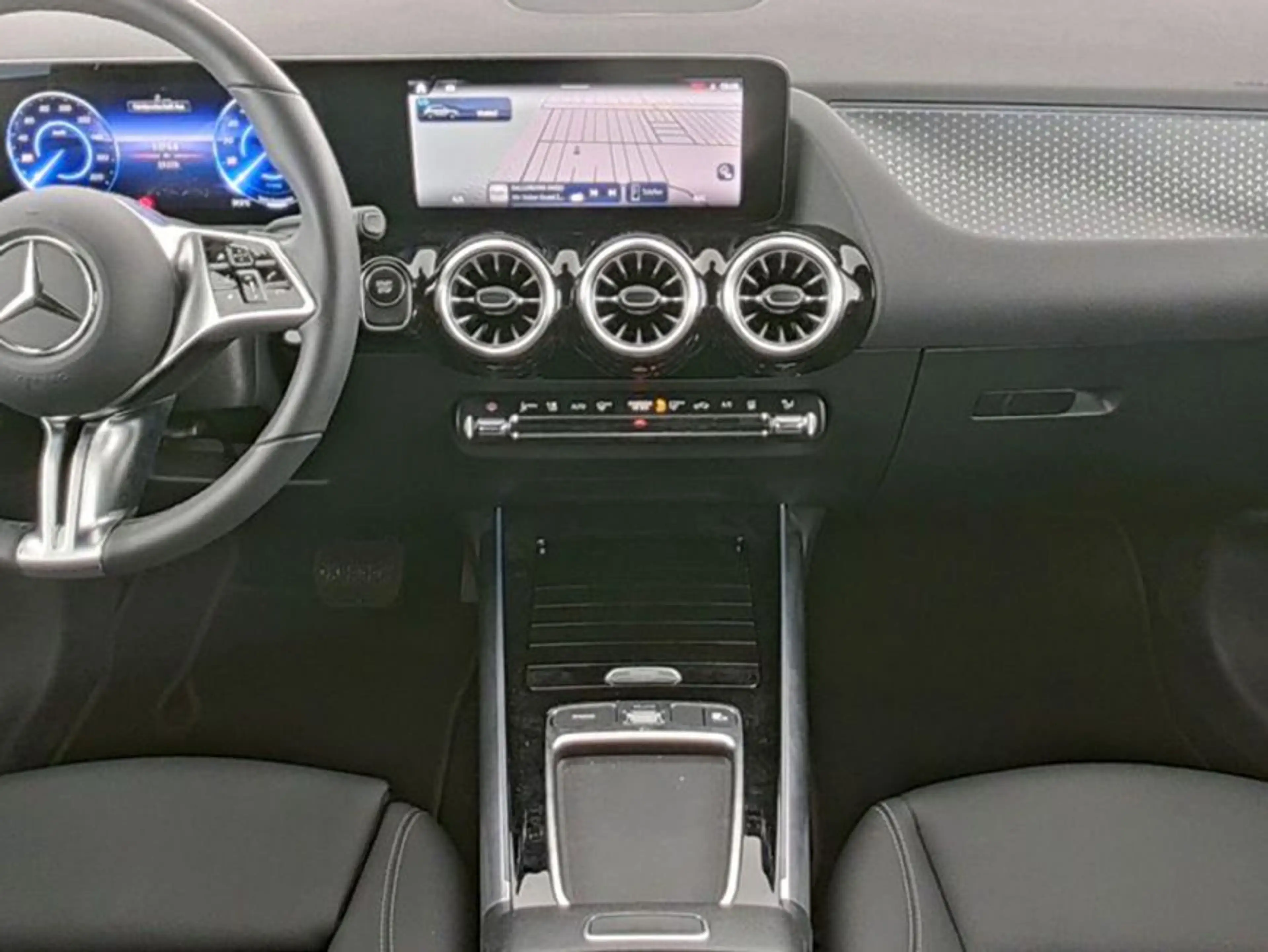 Mercedes-Benz EQA 250 EQA — photo 5