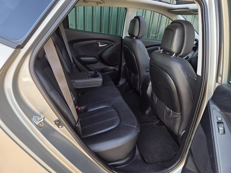 Hyundai iX35 2.0i i-Catcher PANO LEDER Price included VAT — photo 14
