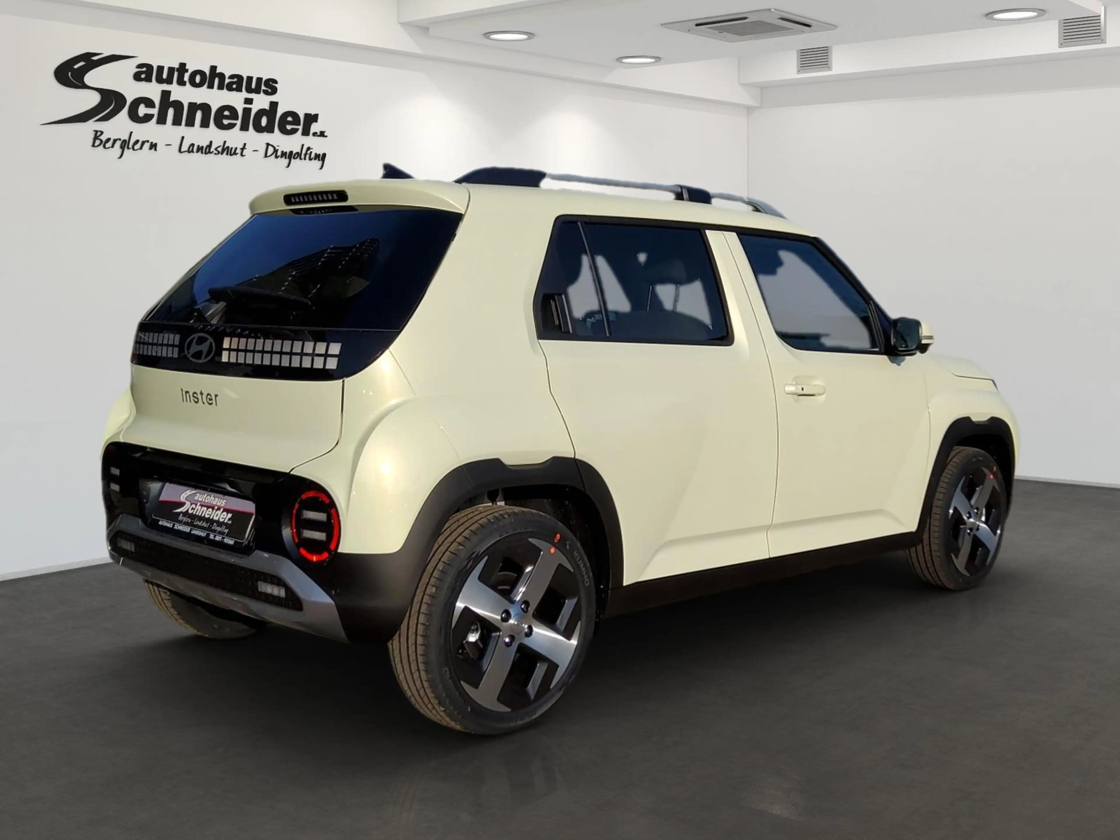 Hyundai Inster EV 49 kWh PRIME WÄRMEPUMPE/360°/NAVI/LED/SHZ/DAB+ — photo 4