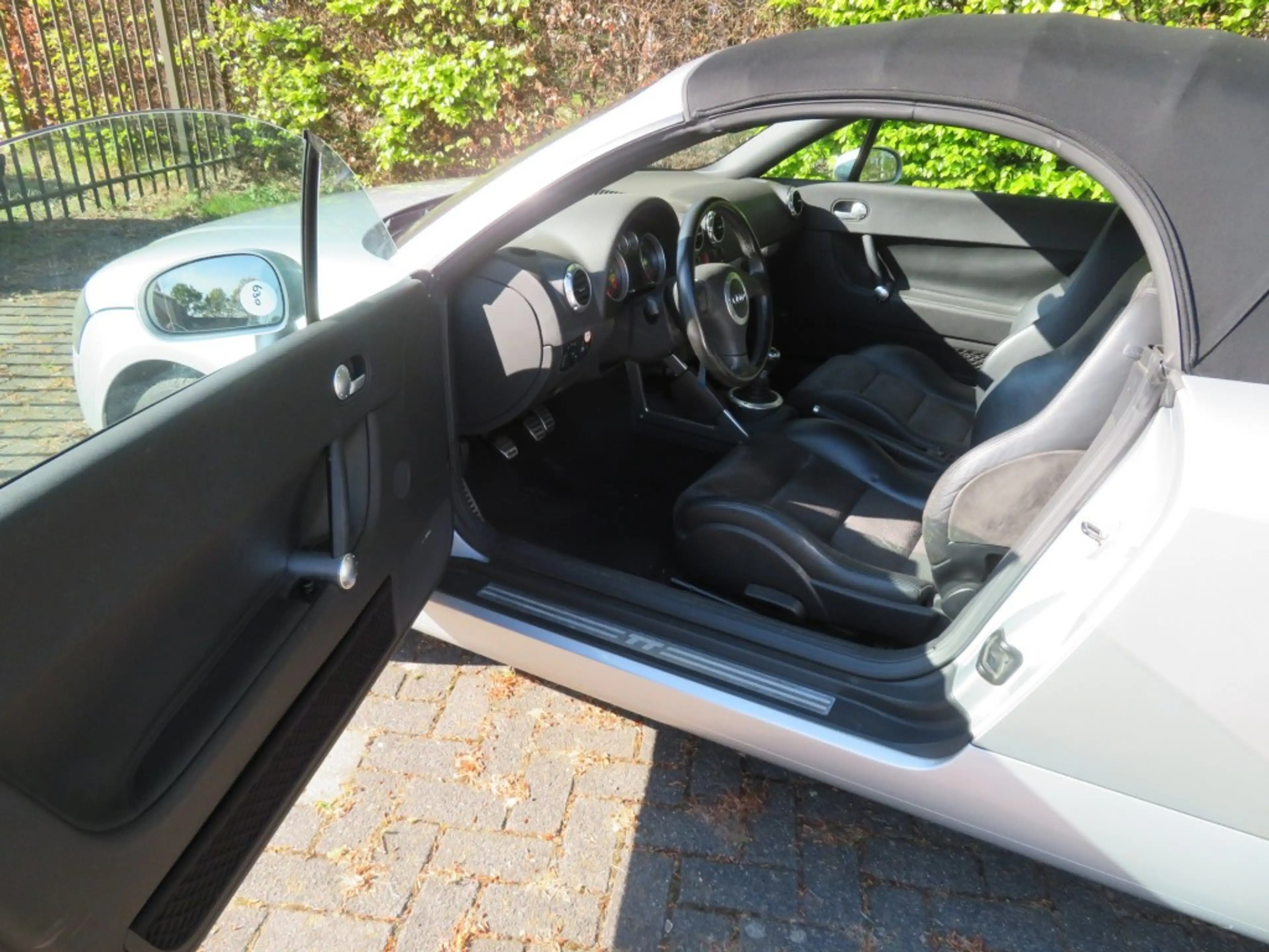 Audi TT 1.8 T ROADSTER  163 PK — photo 8