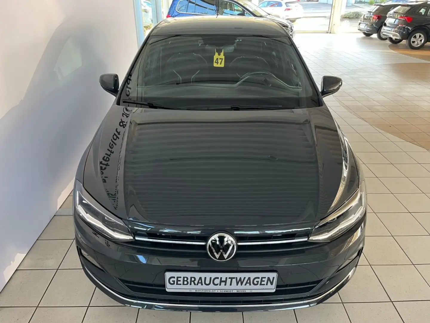 Volkswagen Polo 1.0TSI DSG ACC Klima SHZ APP Navi LED GJR Klima Grijs - 2