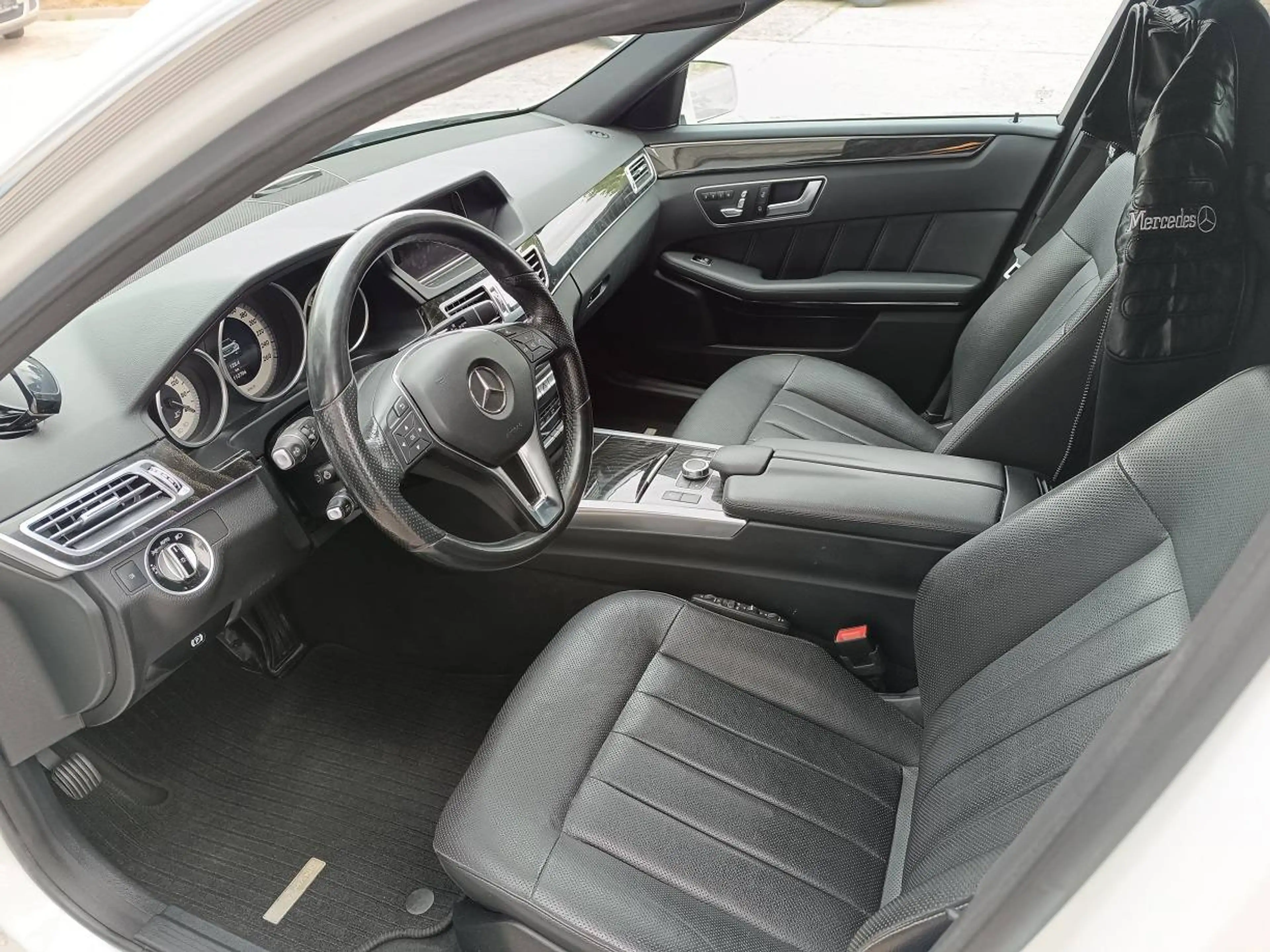 Mercedes-Benz E 350 E 350 BlueTec WERKSTATTGEPRÜFT , MÄNGELFREI — photo 14