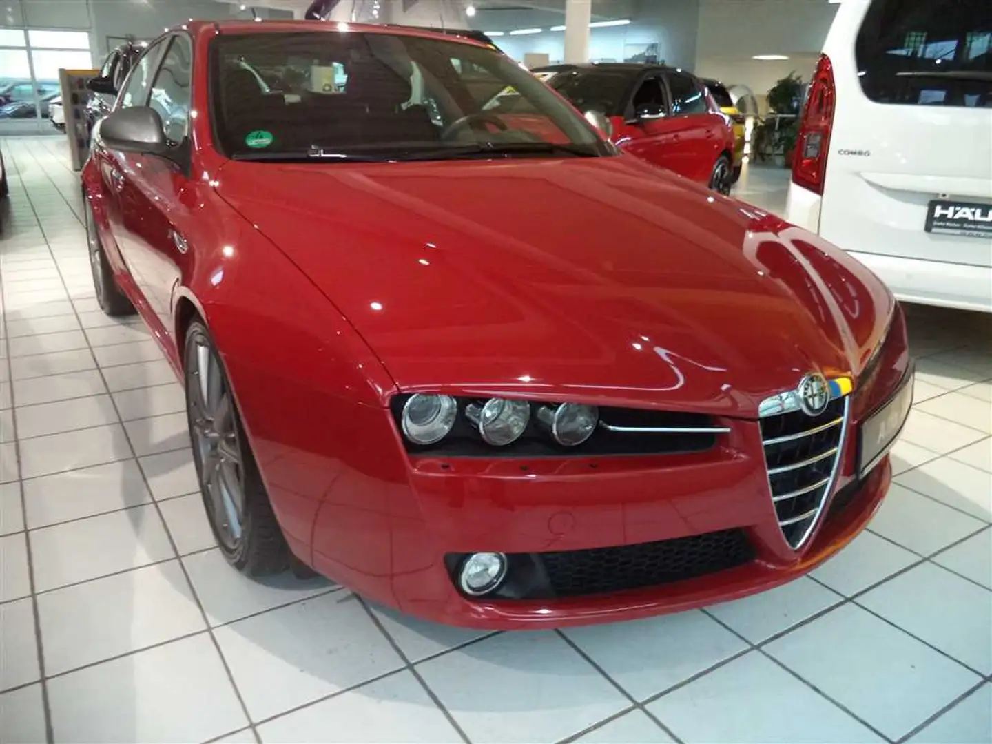Alfa Romeo Giulietta 1.8 Ti, Bose, Xenon, PDC, Klimaautom., Isofix, Spo Rouge - 1