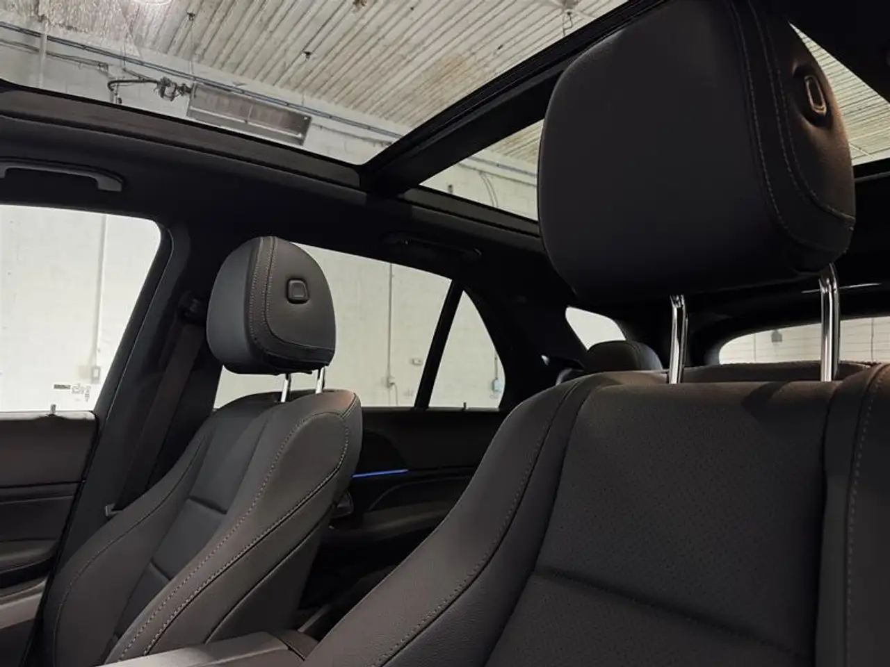 Mercedes-Benz GLE снимка Mercedes-Benz GLE