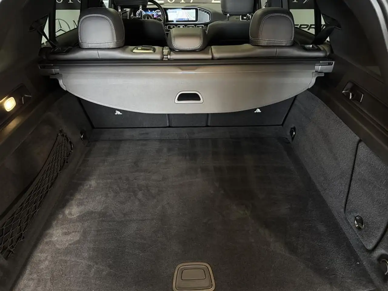 Mercedes-Benz GLE снимка Mercedes-Benz GLE