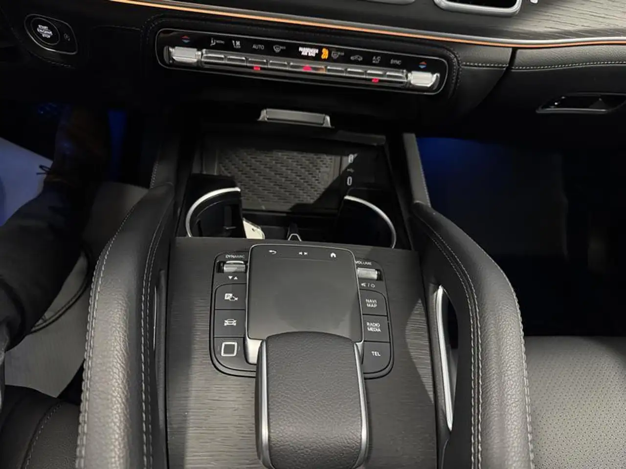 Mercedes-Benz GLE снимка Mercedes-Benz GLE
