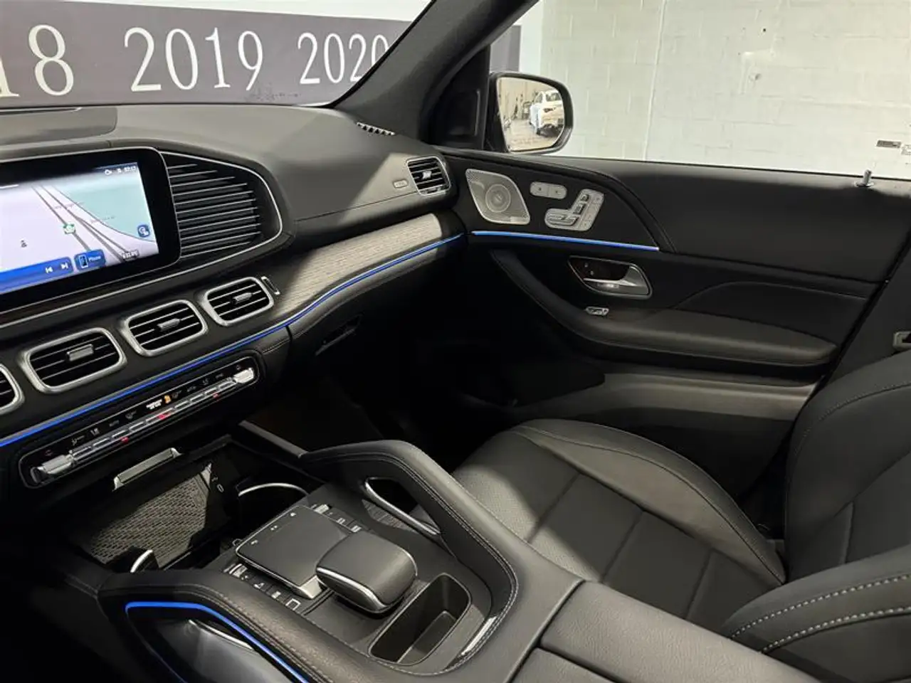 Mercedes-Benz GLE снимка Mercedes-Benz GLE