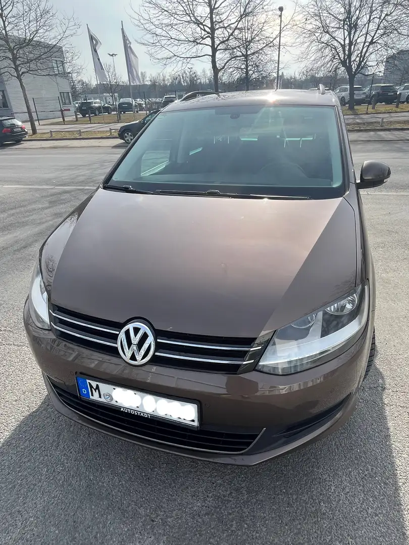Volkswagen Sharan Sharan 1.4 TSI BlueMotion Technology Comfortline Marrón - 2