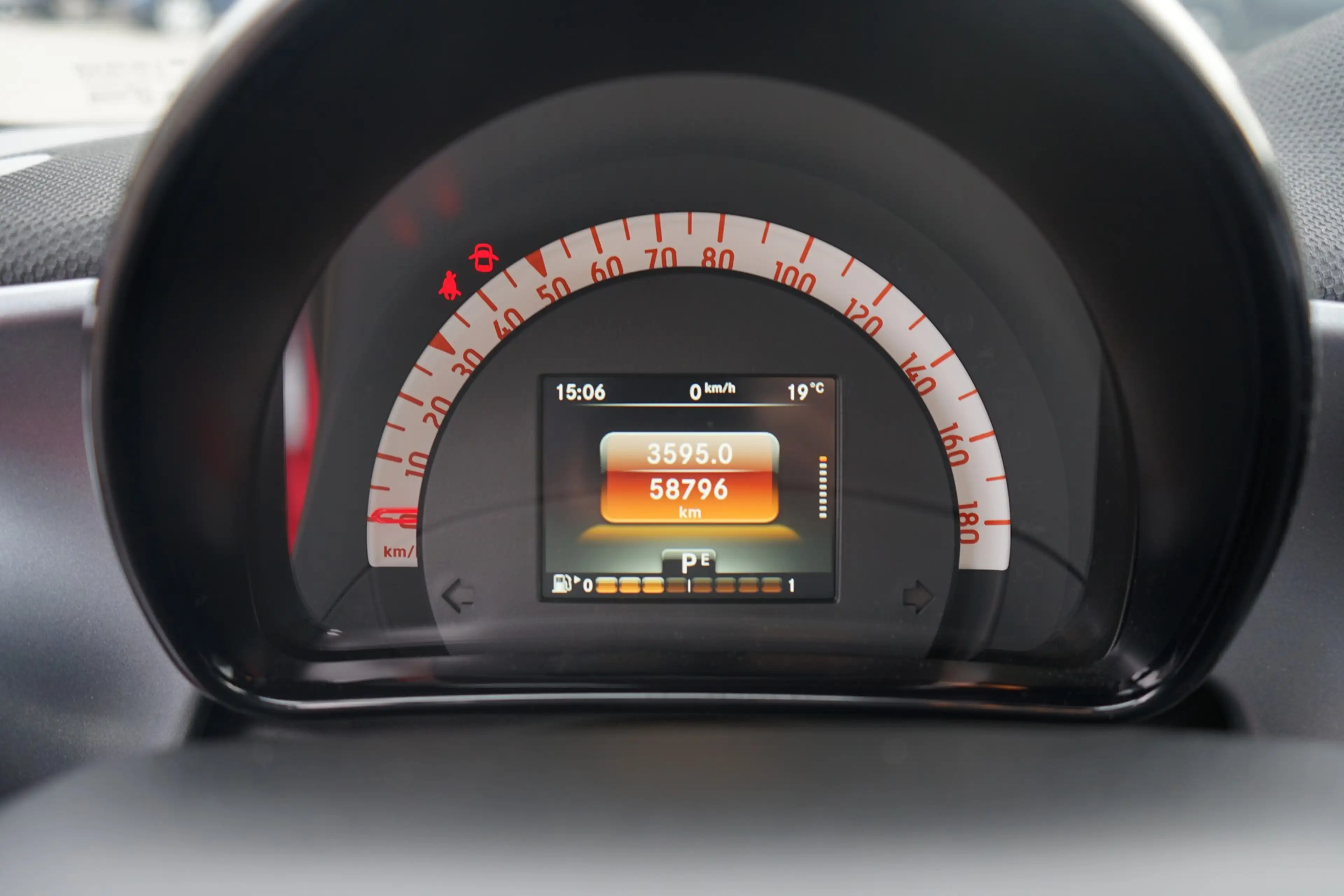 smart forFour forfour 0.9 Prime Kamera Leder Pano Sitzheizung — photo 21
