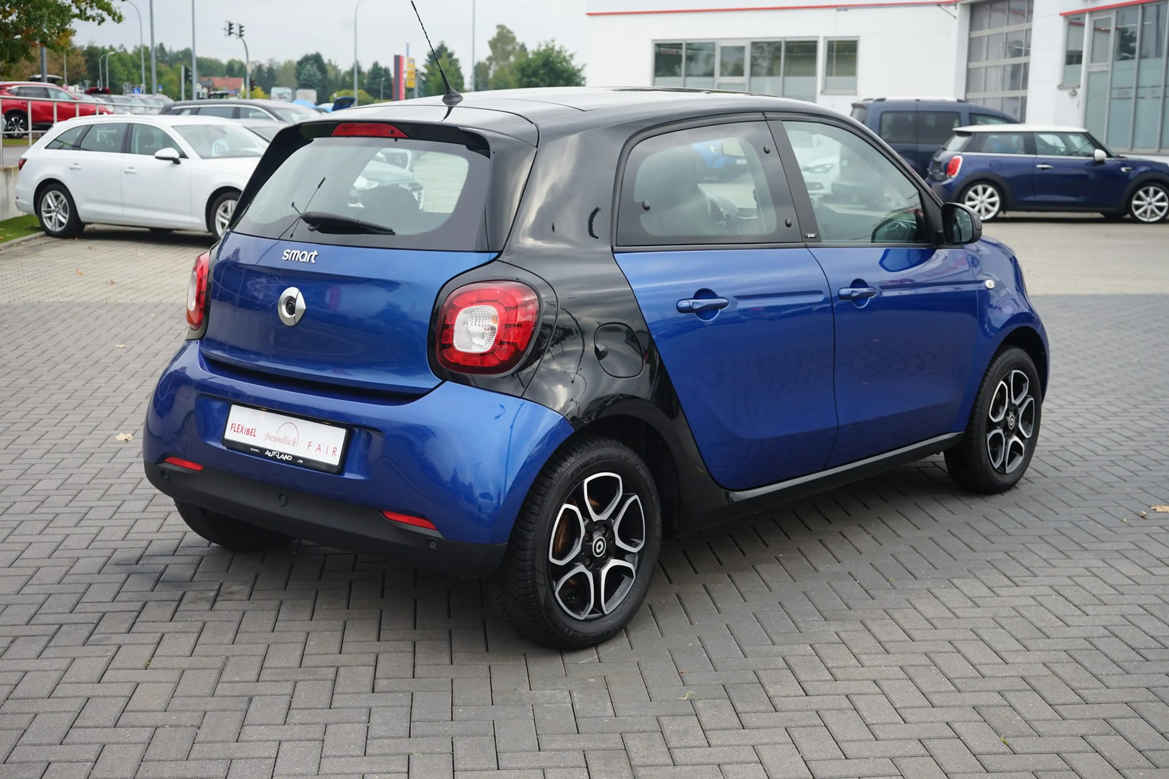 smart forFour forfour 0.9 Prime Kamera Leder Pano Sitzheizung — photo 6