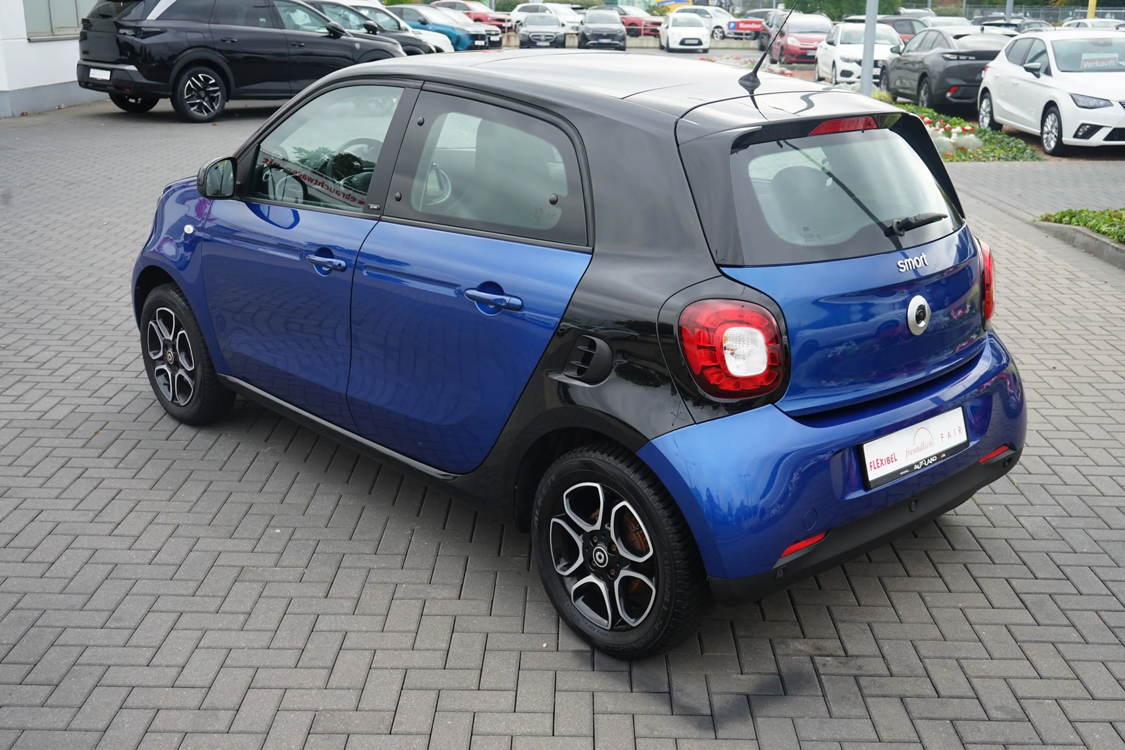smart forFour forfour 0.9 Prime Kamera Leder Pano Sitzheizung — photo 9