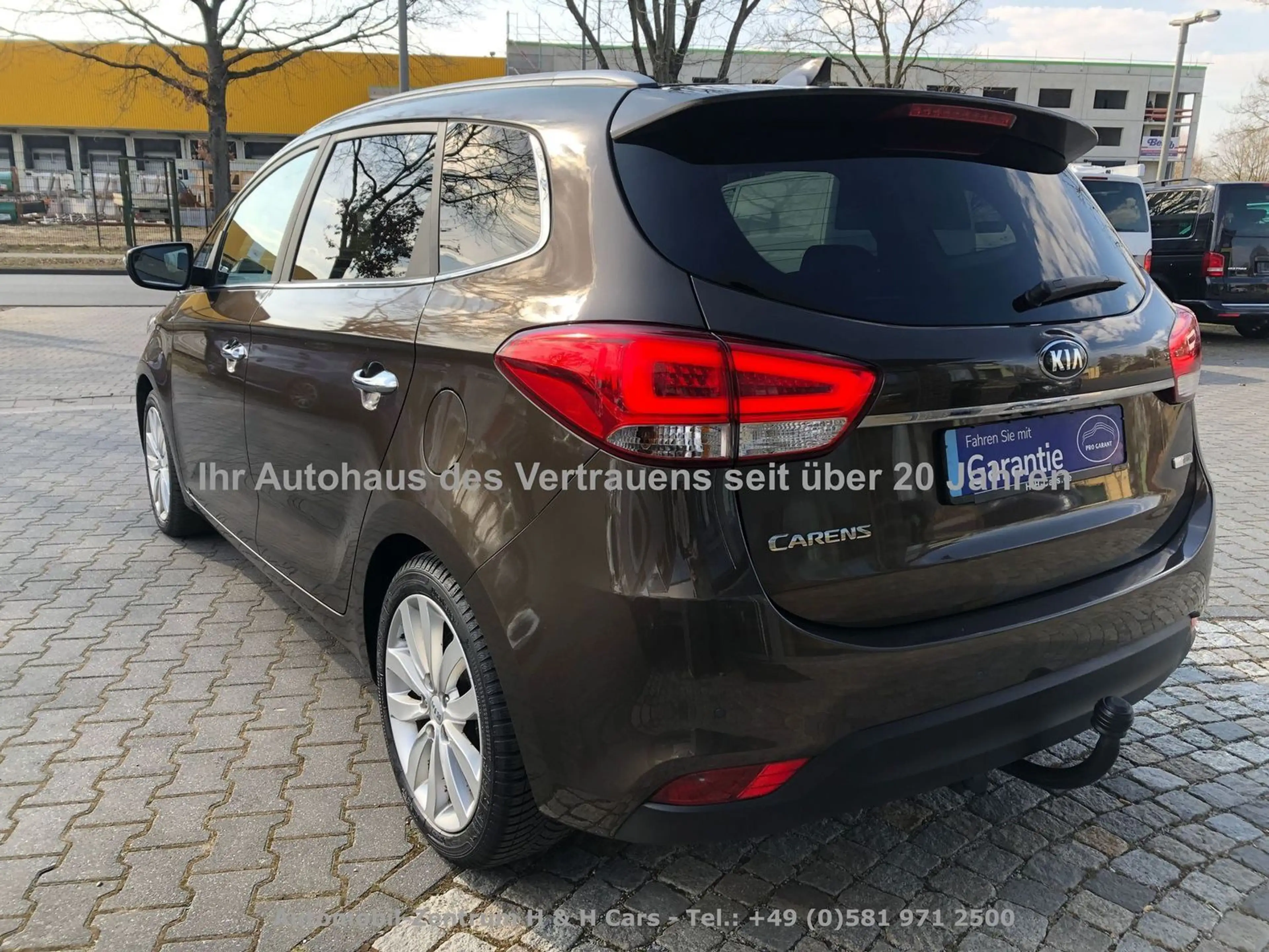 Kia Carens 1.7 CRDi UEFA Euro 2016 Alu AHK Premium-P — photo 4