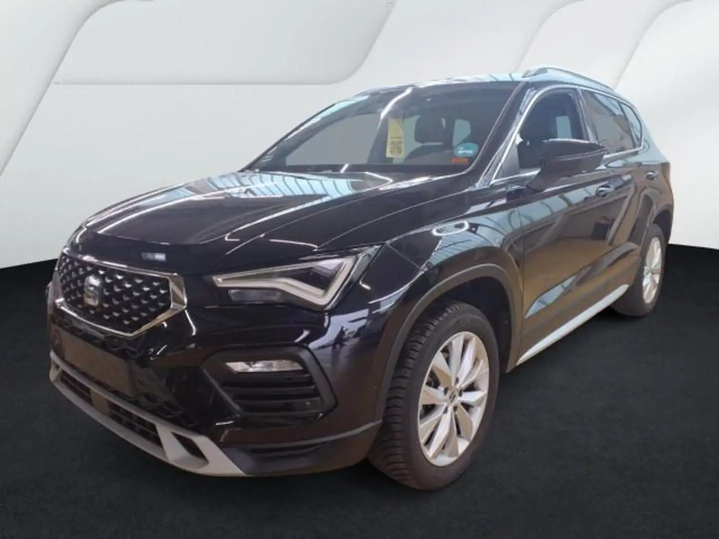 SEAT Ateca 1.5 TSI DSG Xperience Navi Kam ACC Virtual Schwarz - 2
