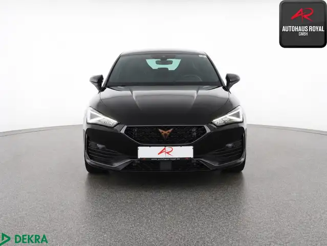 Cupra Leon view 8