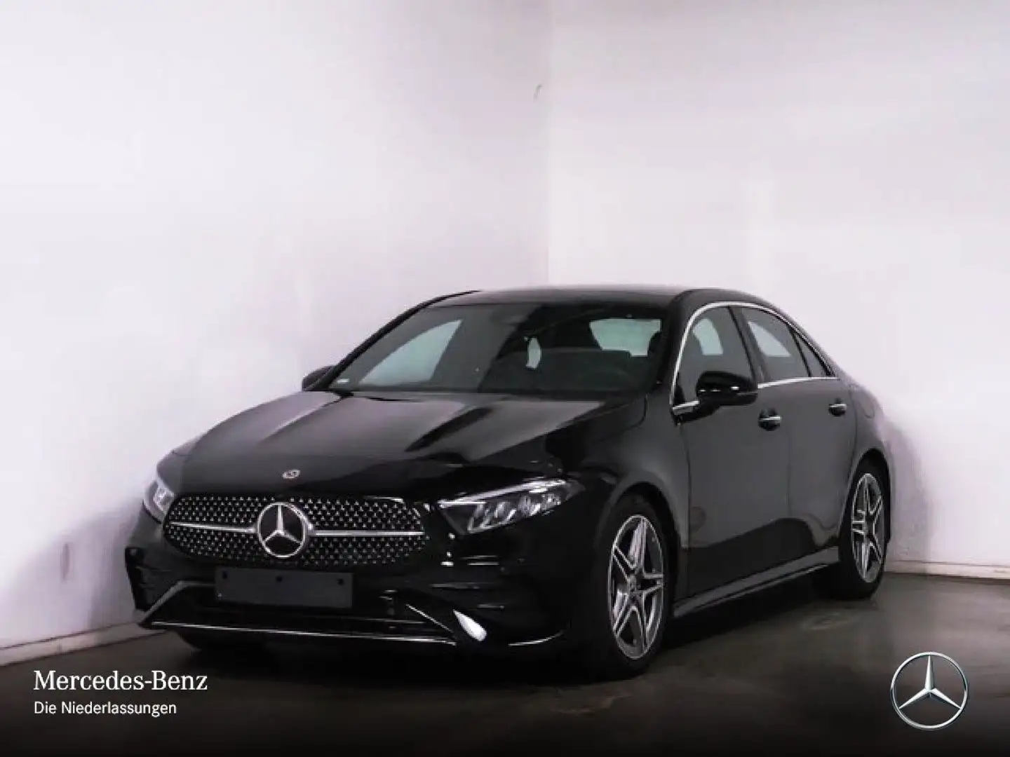 Mercedes-Benz A 250 Lim 4M AMG+PANO+AHK+LED+KAMERA+KEYLESS+8G Noir - 2