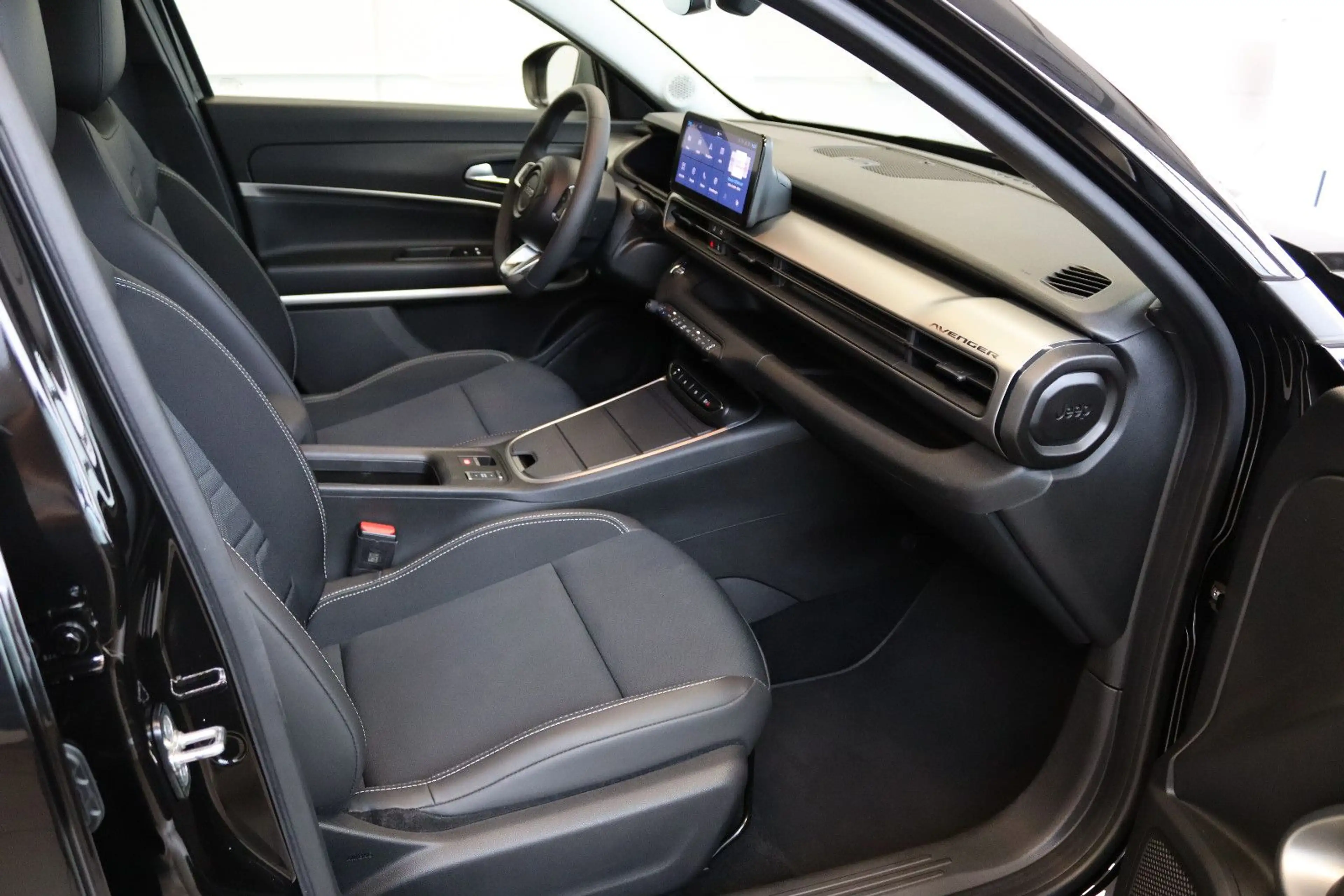 Jeep Avenger Altitude Electric 54kWh *SOH96%*SHZ*RFK* — photo 10