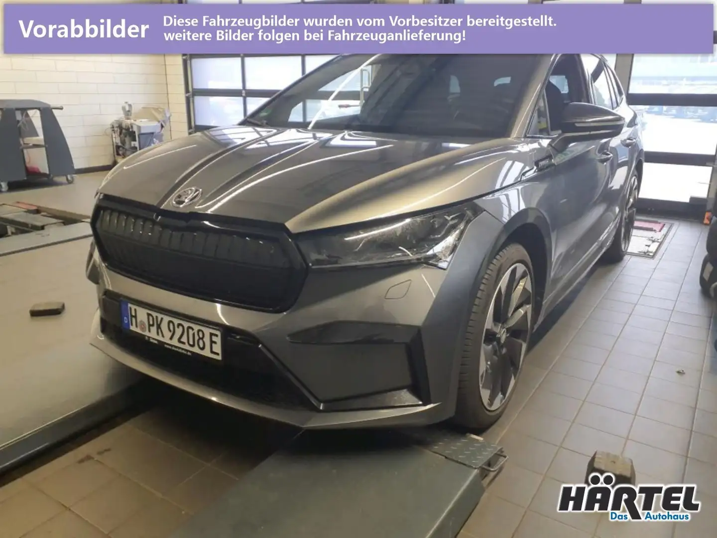 Skoda Enyaq IV 60 SPORTLINE 58 KWH AUTOMATIK Sportpaket Grau - 2