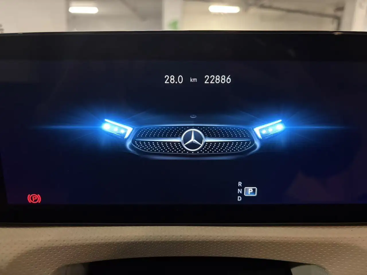 Mercedes-Benz CLA снимка Mercedes-Benz CLA