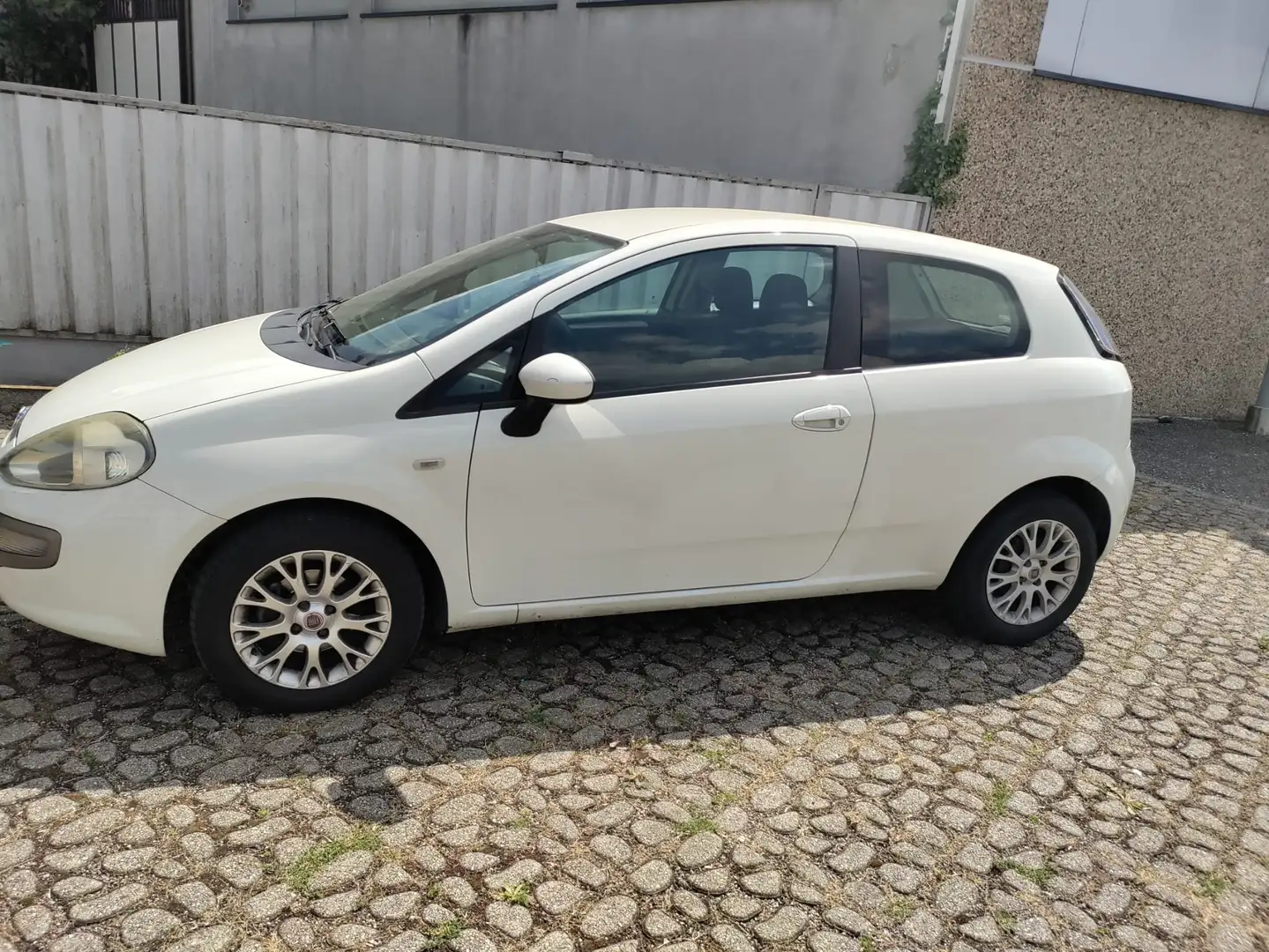 Fiat Punto Evo Punto Evo 3p 1.3 mjt Dynamic s Blanc - 2