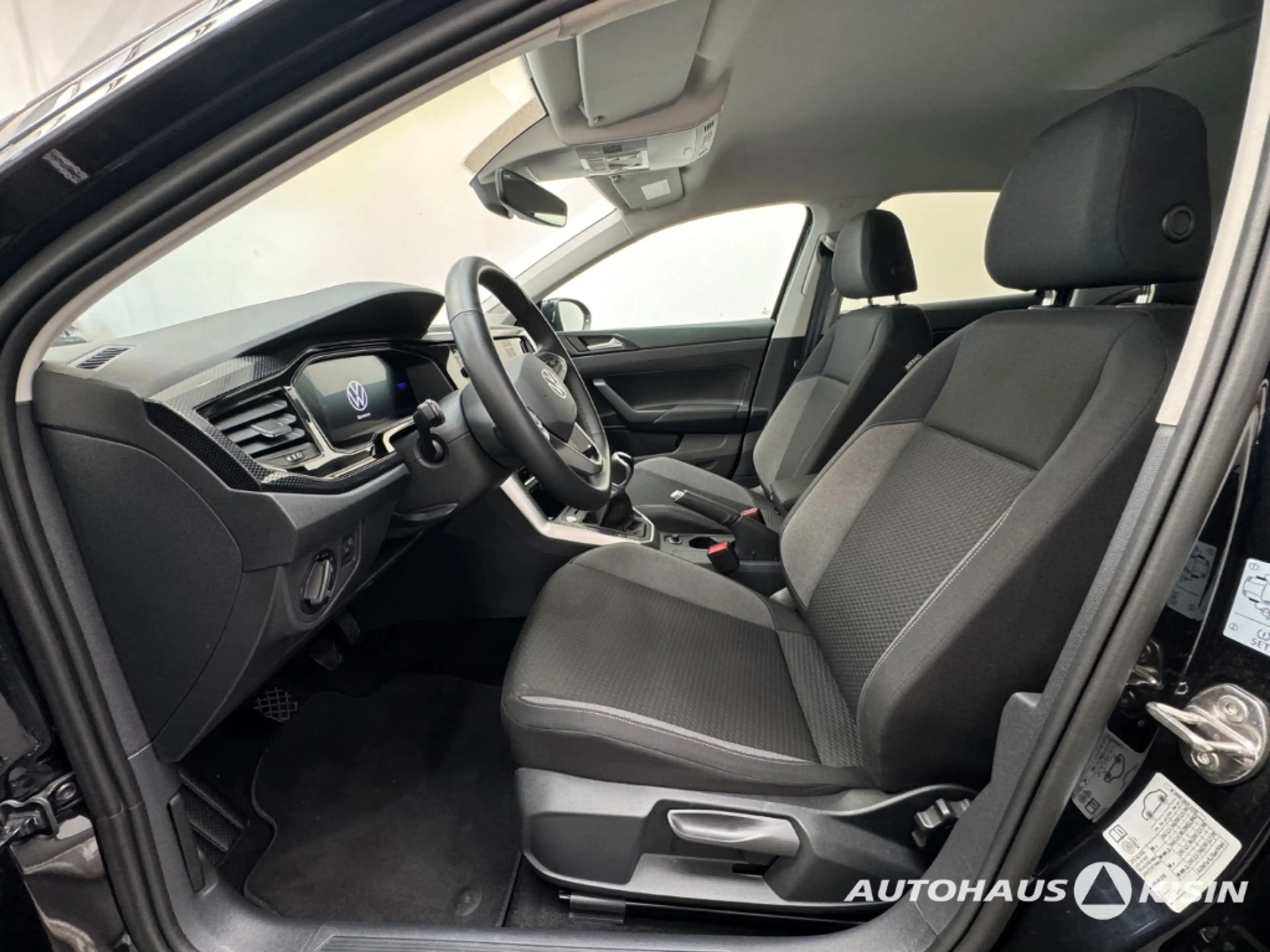 Volkswagen Taigo 1.0 TSI Life /CAM /ACC /CarPlay /LED — photo 5