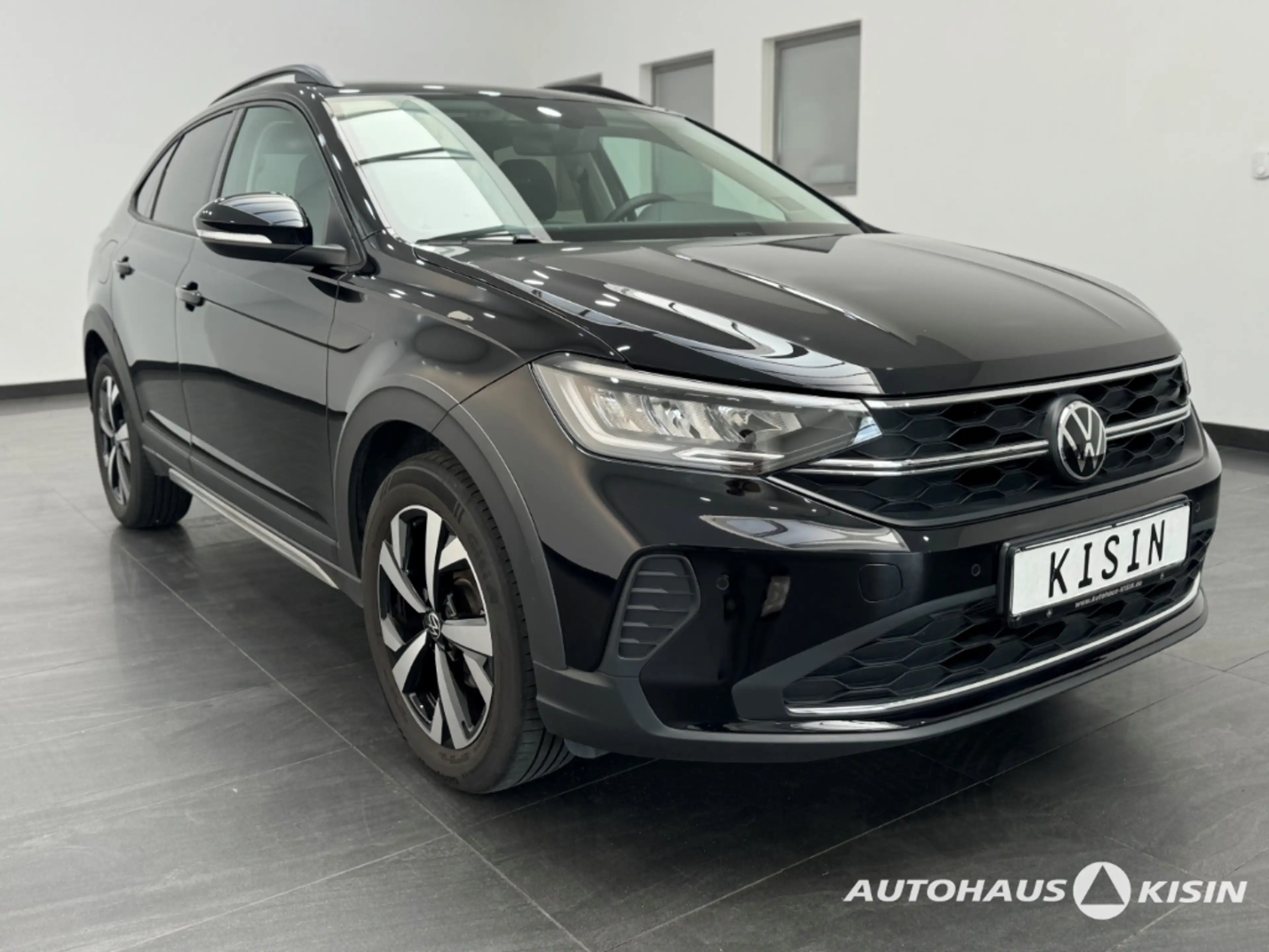 Volkswagen Taigo 1.0 TSI Life /CAM /ACC /CarPlay /LED — photo 2