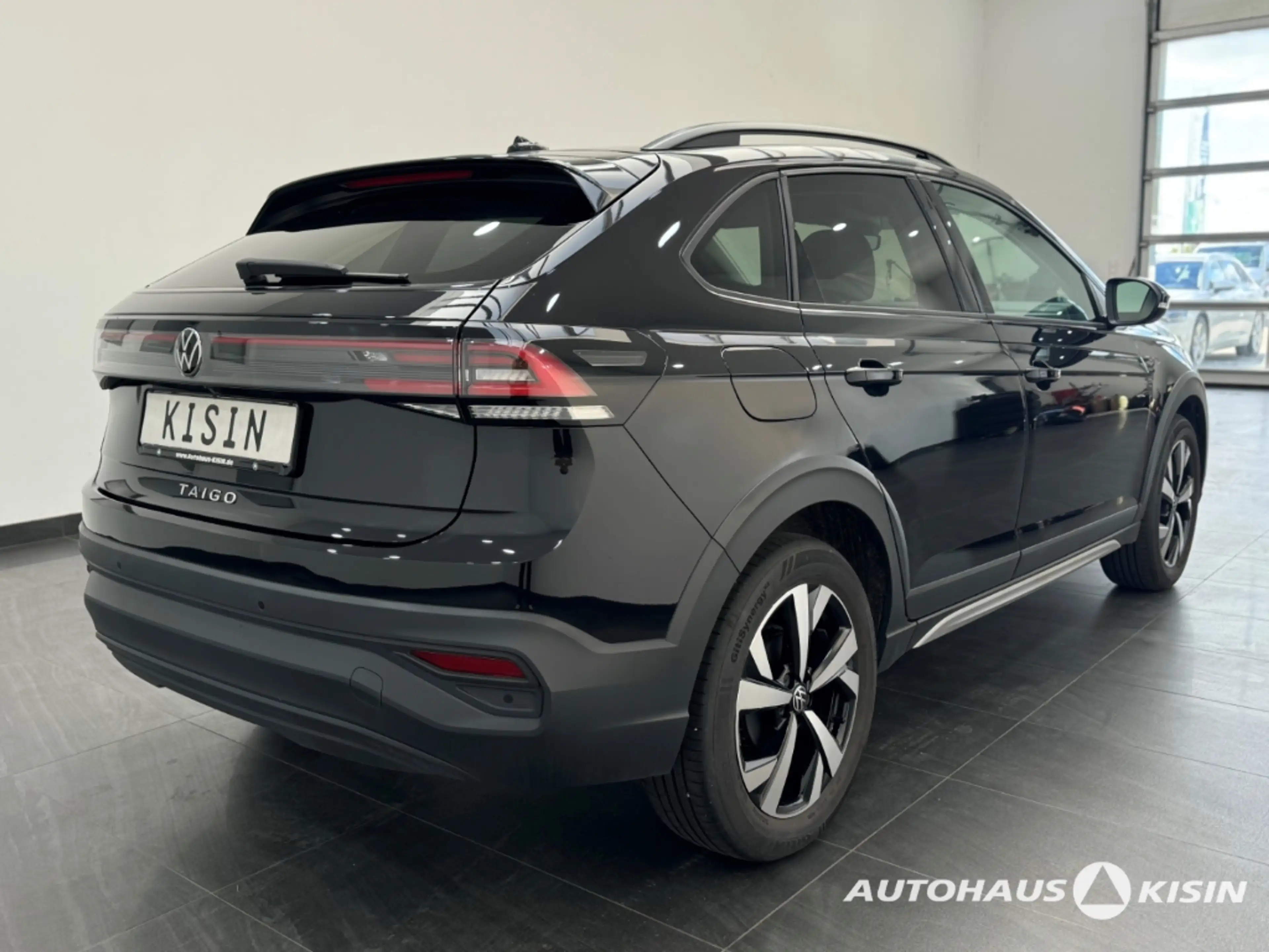 Volkswagen Taigo 1.0 TSI Life /CAM /ACC /CarPlay /LED — photo 3