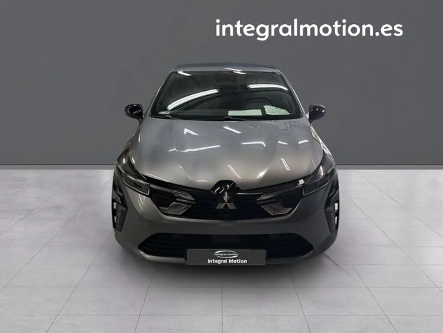 Mitsubishi Colt 100T Kaiteki Gris - 2