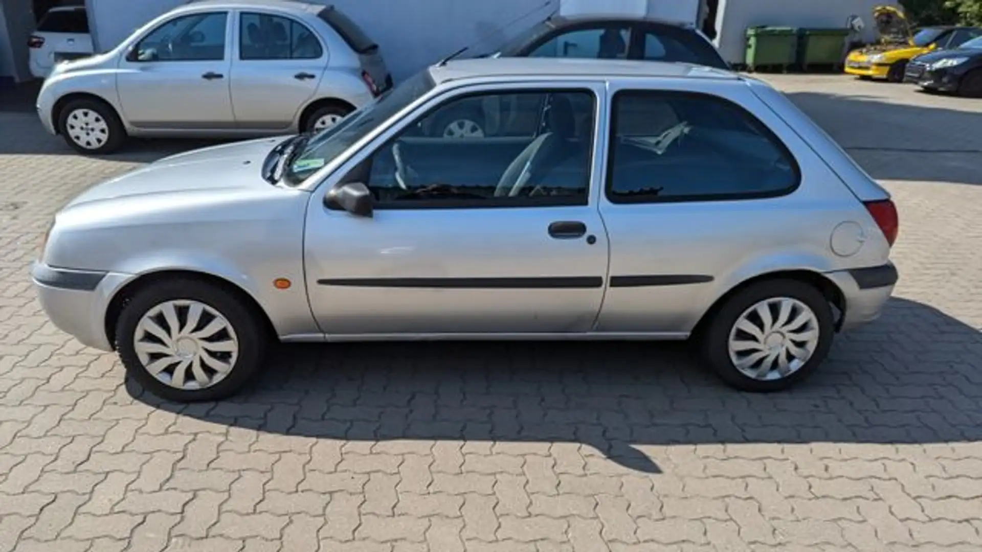 Ford Fiesta Silber - 2
