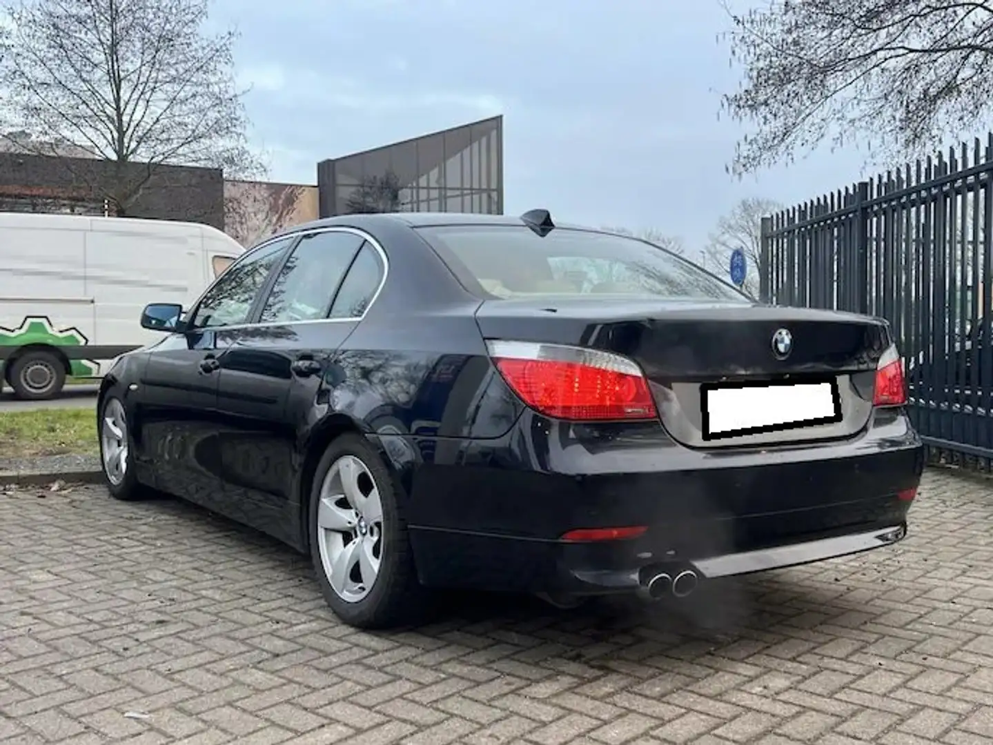 BMW 545 545i High Executive Černá - 1