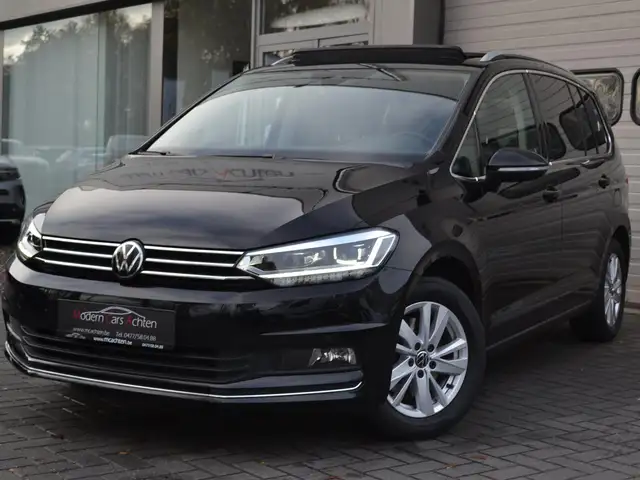 Volkswagen Touran Touran 1.5 TSI ACT DSG Highline. PANO. 7PL. LEDER.