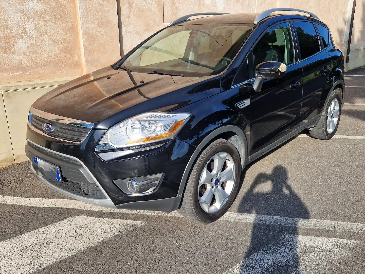 Ford Kuga 2.0 tdci Titanium 4wd 163cv auto Siyah - 1