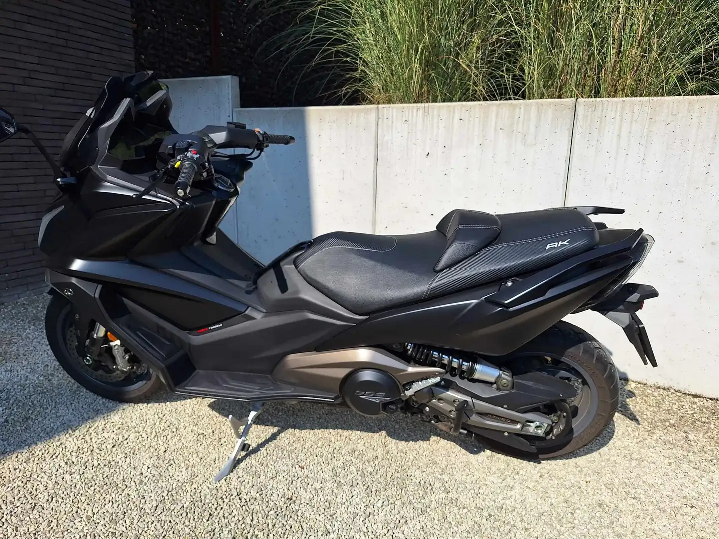 Kymco AK 550 Noir - 2