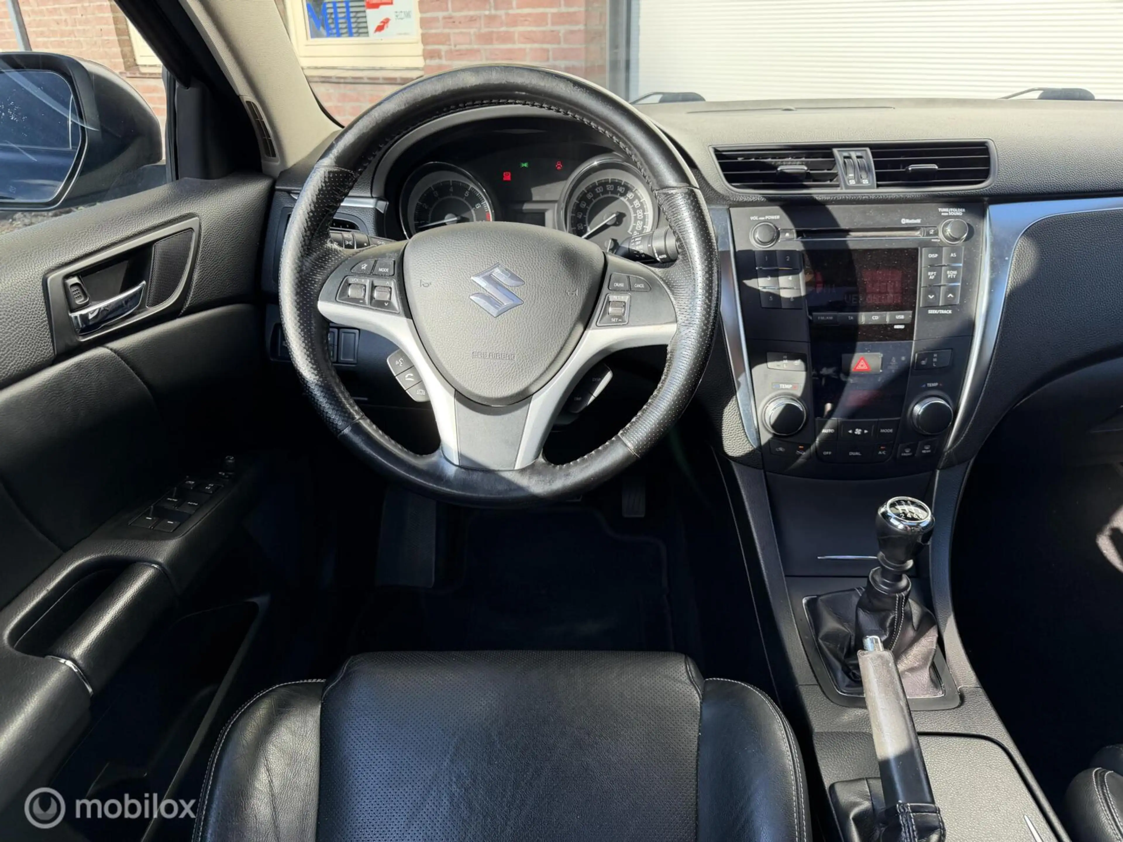 Suzuki Kizashi 2.4 Sport ORG NED 2DE EIG Leder Schuif/kanteldak — photo 10