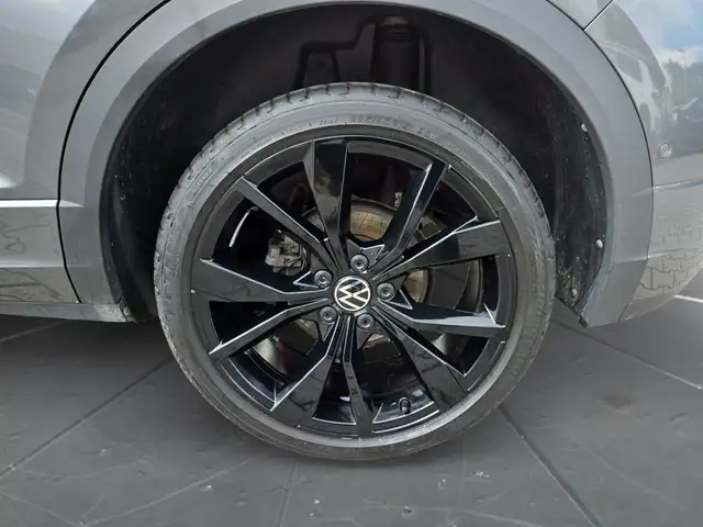 Volkswagen T-Roc view 15